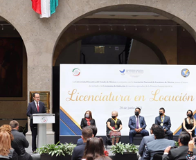 Licenciatura en Locución