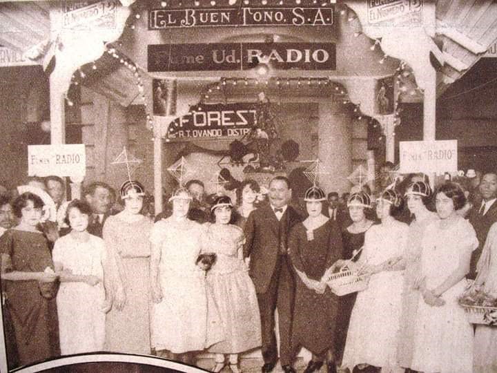 Inauguración de la Estación de Radio El Buen Tono