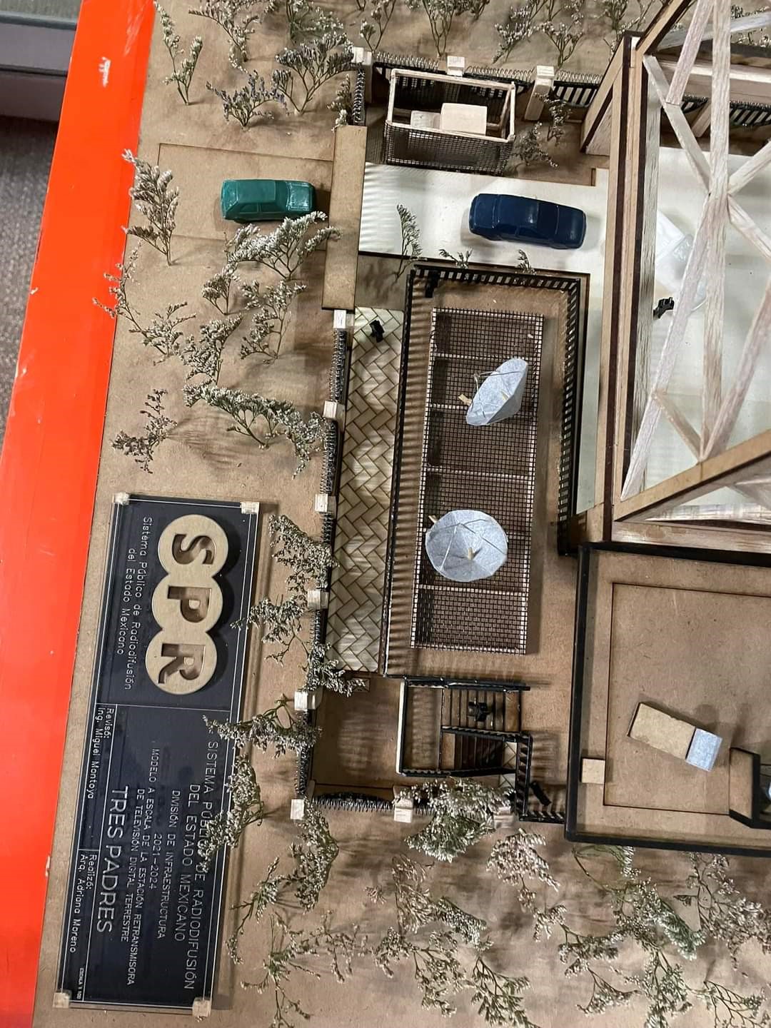 Maqueta, instalaciones de SPR