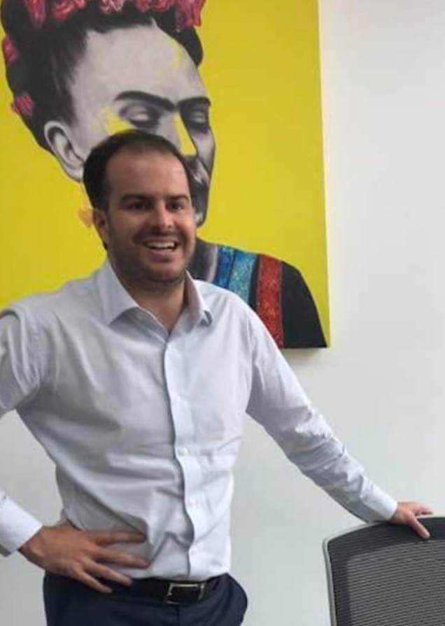 Adrian Laris Casas