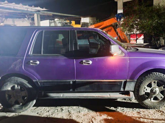 Vehículo intervenido por la policía Violeta en incidente de Zimapán