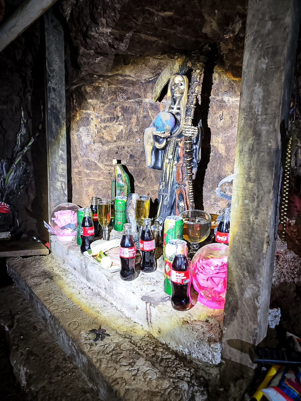 Altar encontrado en pozo huachicolero en el Estado de Hidalgo