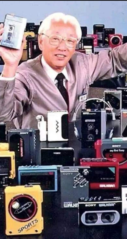 Nacho Akio Morita Fundador de Sony Corporation