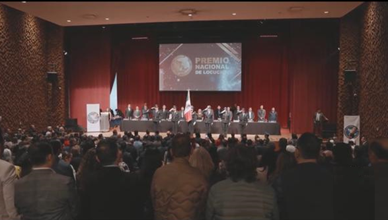 PREMIO NACIONAL DE LOCUCION CON RECONOCIMIENTOS.